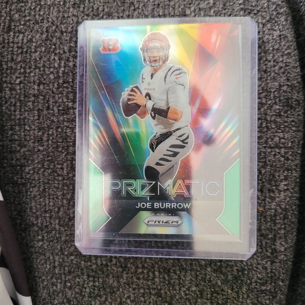 Joe Burrow 2023 Panini Prizm - Prizmatic Prizm #9